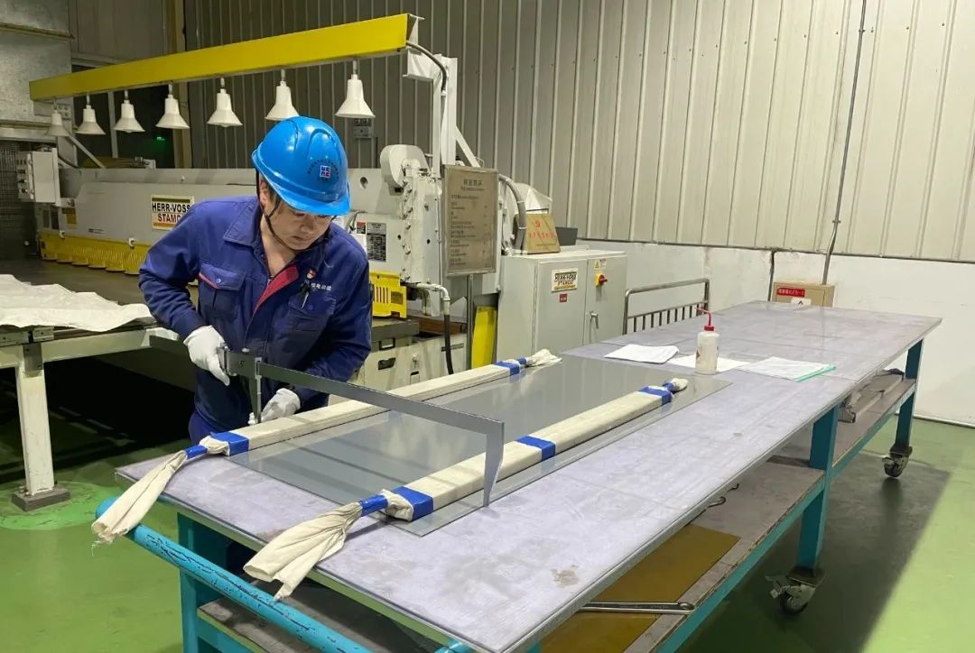 全网担保网(中国游)最具权威唯一维权担保平台