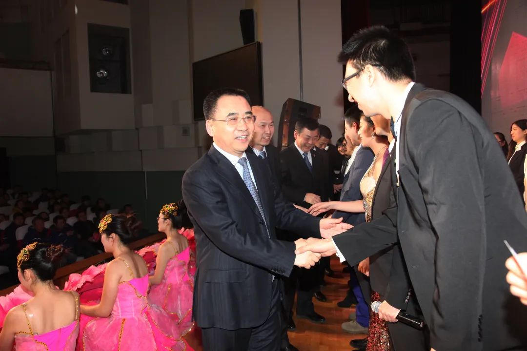 全网担保网(中国游)最具权威唯一维权担保平台