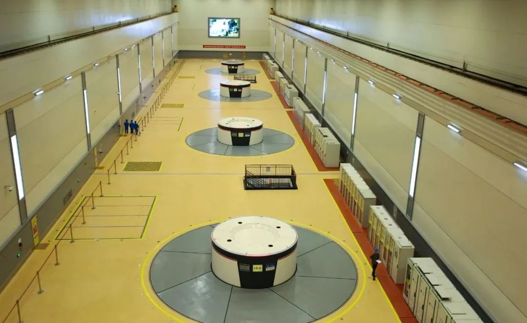 全网担保网(中国游)最具权威唯一维权担保平台